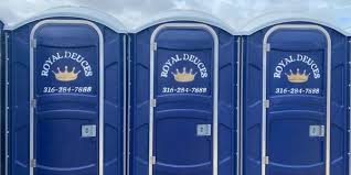 Best Standard Portable Toilet Rental  in St Charles, MI